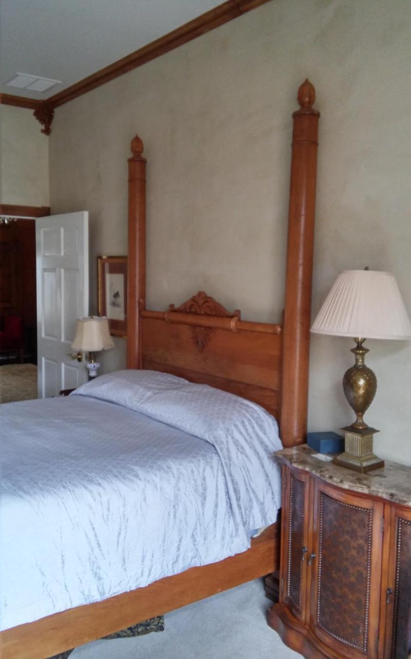 Inntiquity, A Country Inn Logansport エクステリア 写真